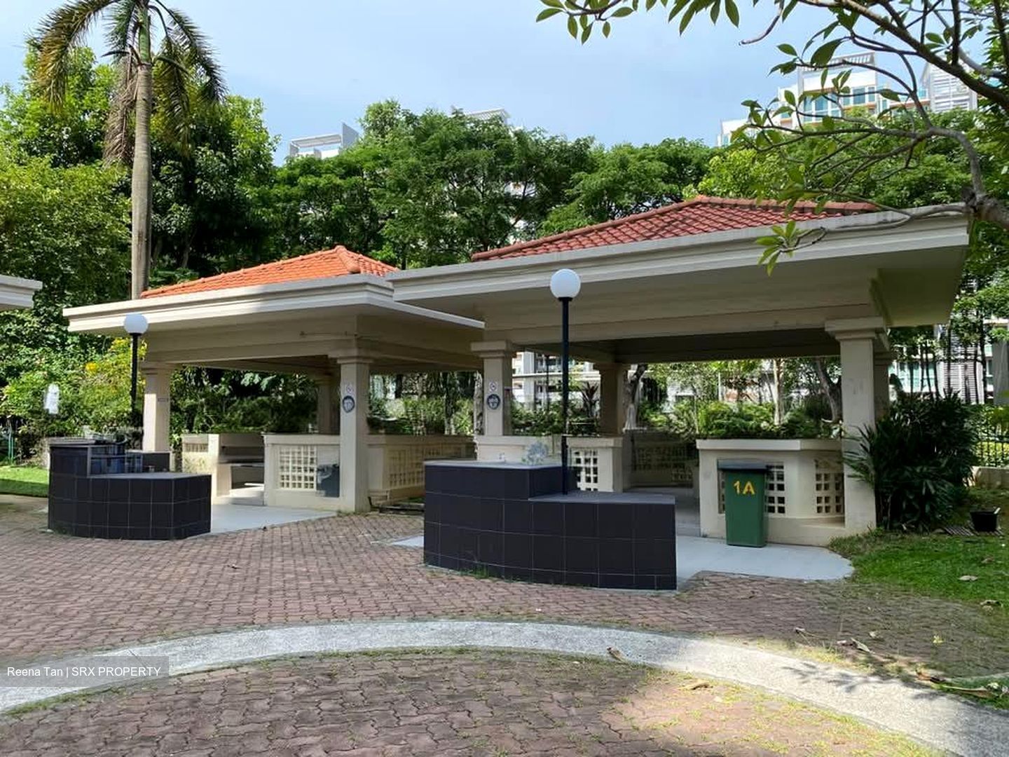 Melville Park (D18), Condominium #576769041